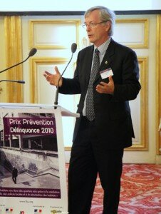 University of Ottawa criminology professor Irvin Waller speaks at a conference on crime prevention. Photo courtesy of irvinwaller.org and Lois Siegel.